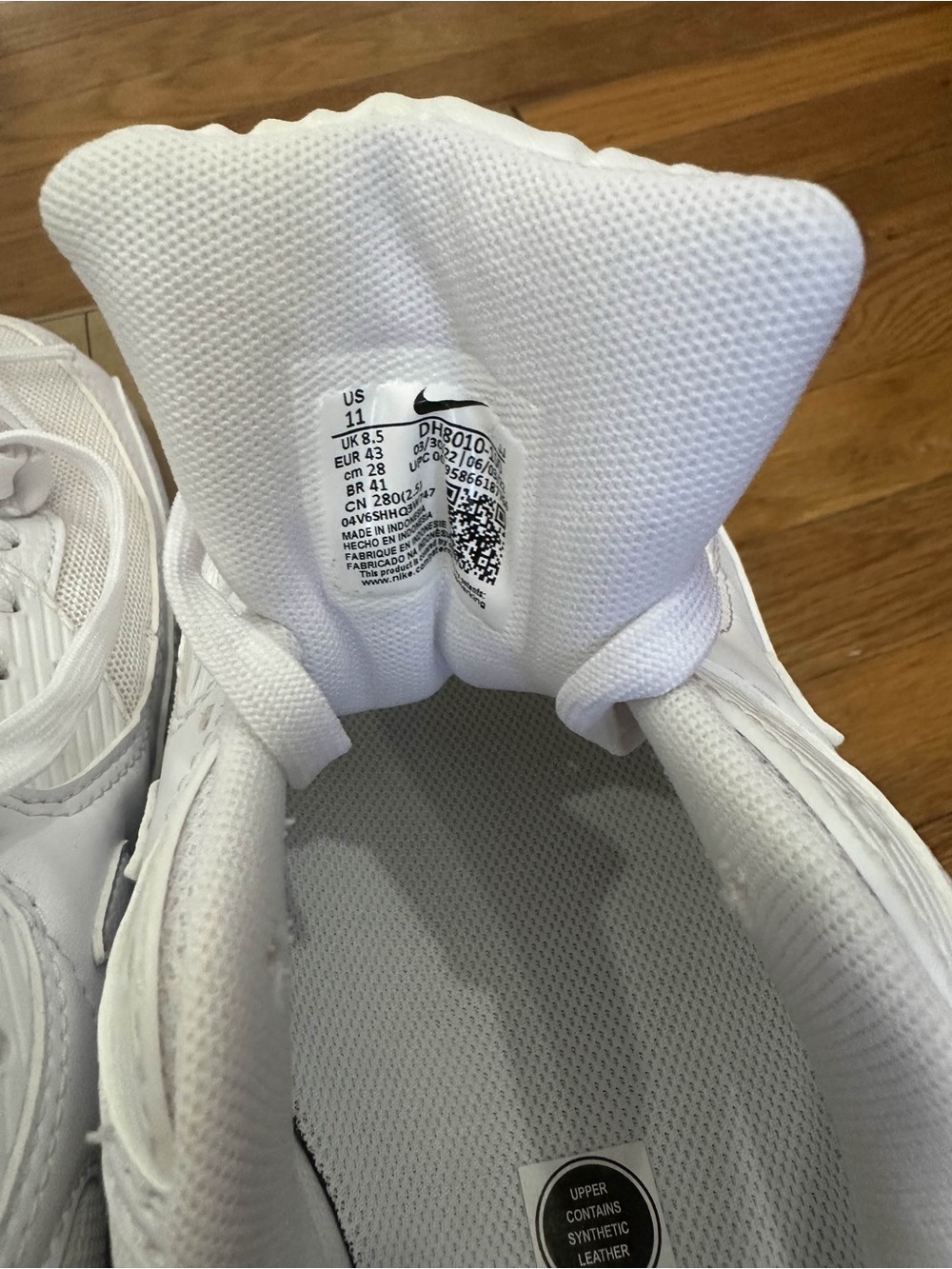 *New with Defects* Nike Air Max 90 Women White (DH8010-100) Size 11W - Picture 11 of 12